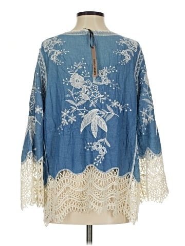 Coco + Carmen 3/4 Sleeve Blouse (view 2)