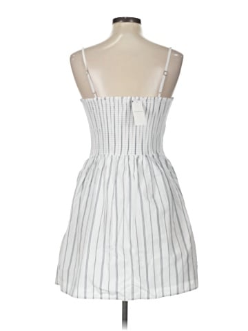 Abercrombie & Fitch Casual Dress (view 2)