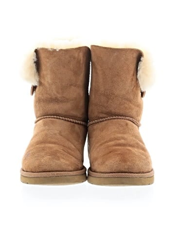 Ugg Boots (view 2)