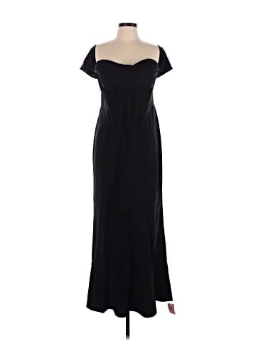 PrettyLittleThing Casual Dress (view 1)