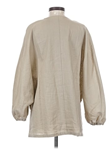 Luxmii 3/4 Sleeve Blouse (view 2)