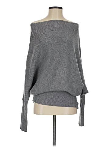 VICI Poncho (view 1)
