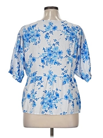 Counterparts Short Sleeve Blouse (view 2)