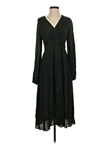 Closed Casual Dress (view 1)