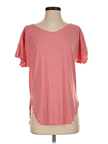 Uniqlo Short Sleeve T-Shirt (view 1)