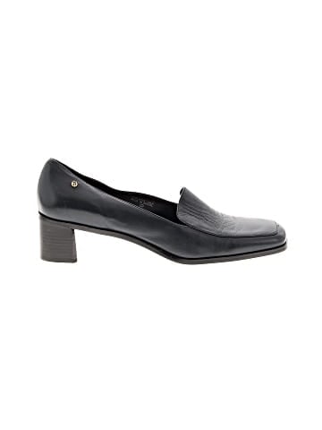 Etienne Aigner Heels (view 1)