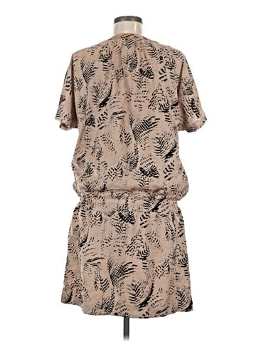 Banana Republic Heritage Collection Casual Dress (view 2)