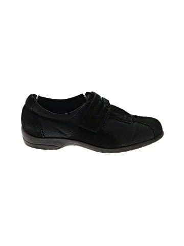 Munro American Sneakers (view 1)