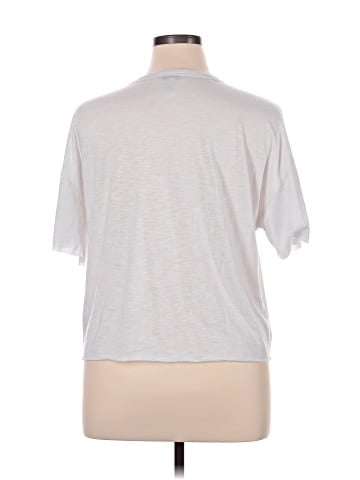 Sofia by Sofia Vergara Short Sleeve T-Shirt (view 2)
