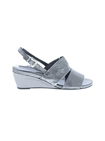 Dana Davis Wedges (view 1)