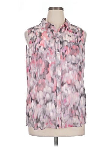 Liz Claiborne Sleeveless Button-Down Shirt (view 1)