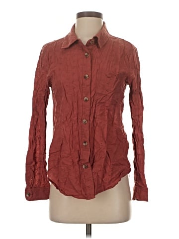 Maurices Long Sleeve Button-Down Shirt (view 1)
