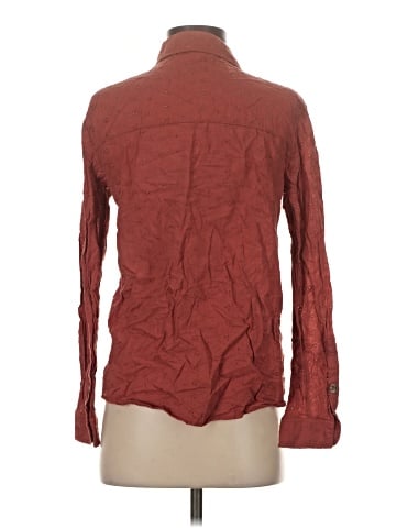 Maurices Long Sleeve Button-Down Shirt (view 2)