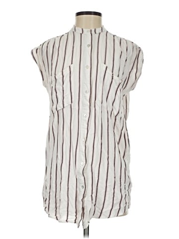 Knot Sisters Sleeveless Button-Down Shirt (view 1)