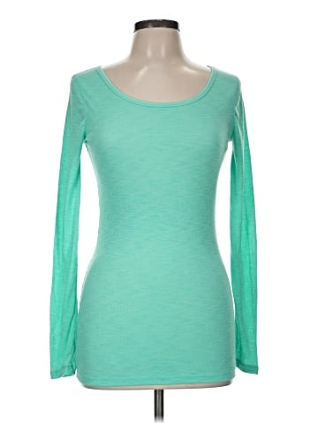 Mossimo Supply Co. Long Sleeve T-Shirt (view 1)