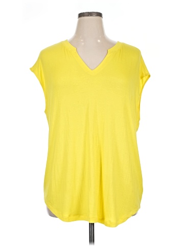 CAbi Sleeveless T-Shirt (view 1)