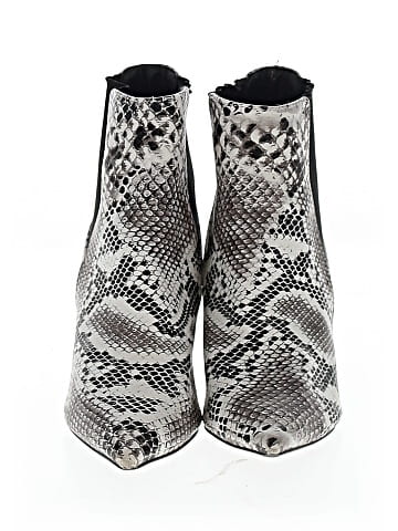 Qupid Ankle Boots (view 2)