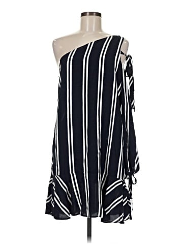 Trafaluc by Zara Casual Dress (view 1)