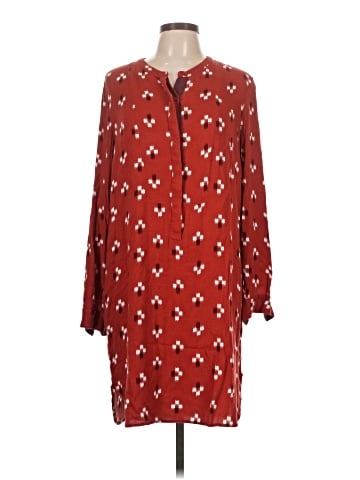 Old Navy Casual Dress (view 1)