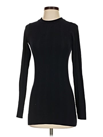 Athleta Long Sleeve T-Shirt (view 1)