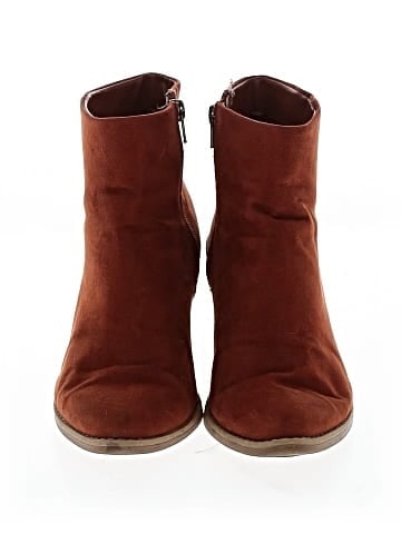 Universal Thread Ankle Boots (view 2)