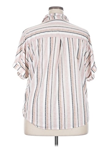 Eden & Olivia Short Sleeve Blouse (view 2)