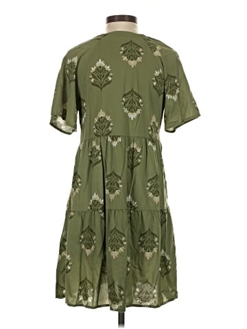 Old Navy Casual Dress (view 2)