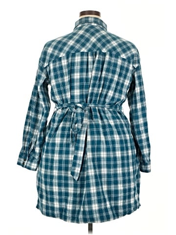 Ann Taylor LOFT Casual Dress (view 2)