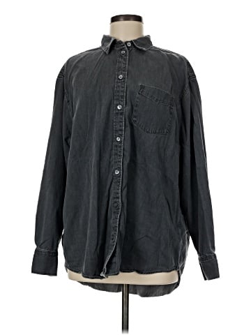 Gap Long Sleeve Button-Down Shirt (view 1)