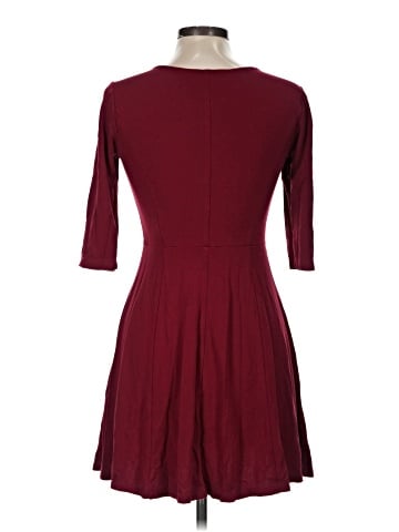 Lark & Ro Casual Dress (view 2)