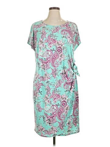 Signature by Robbie Bee Casual Dress (view 1)