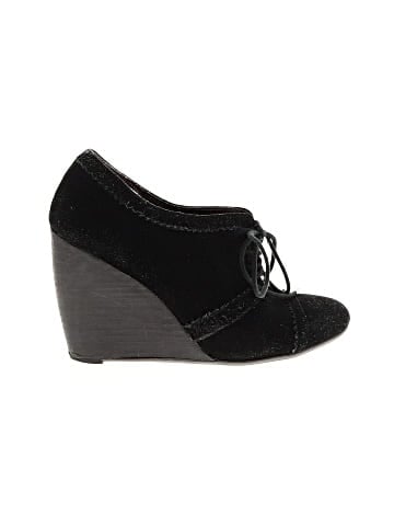Aldo Wedges (view 1)