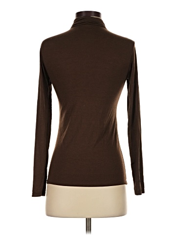 HEATTECH Long Sleeve Top (view 2)