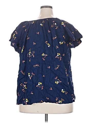 St. John's Bay Short Sleeve T-Shirt (view 2)