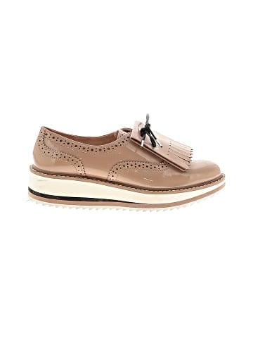 Zara Flats (view 1)