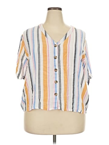 FASHION TO FIGURE Short Sleeve Blouse (view 1)