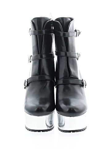 Azalea Wang Ankle Boots (view 2)