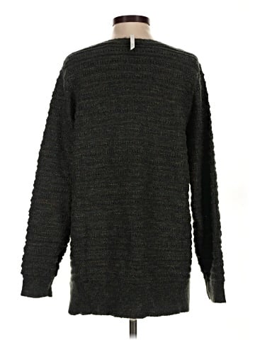 Leo & Nicole Pullover Sweater (view 2)