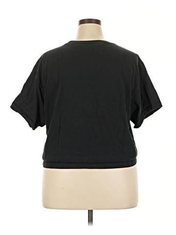 Nike Active T-Shirt (view 2)