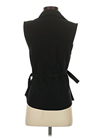 Zara Sleeveless Button-Down Shirt (view 2)