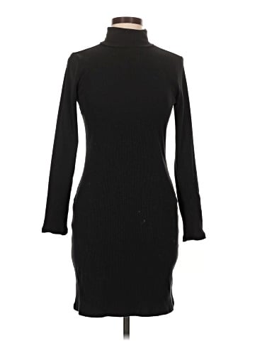Old Navy Casual Dress (view 1)
