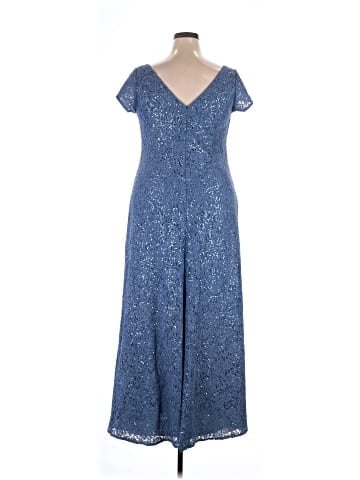 Oleg Cassini Casual Dress (view 2)