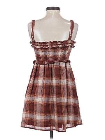 Heart & Heels Casual Dress (view 2)