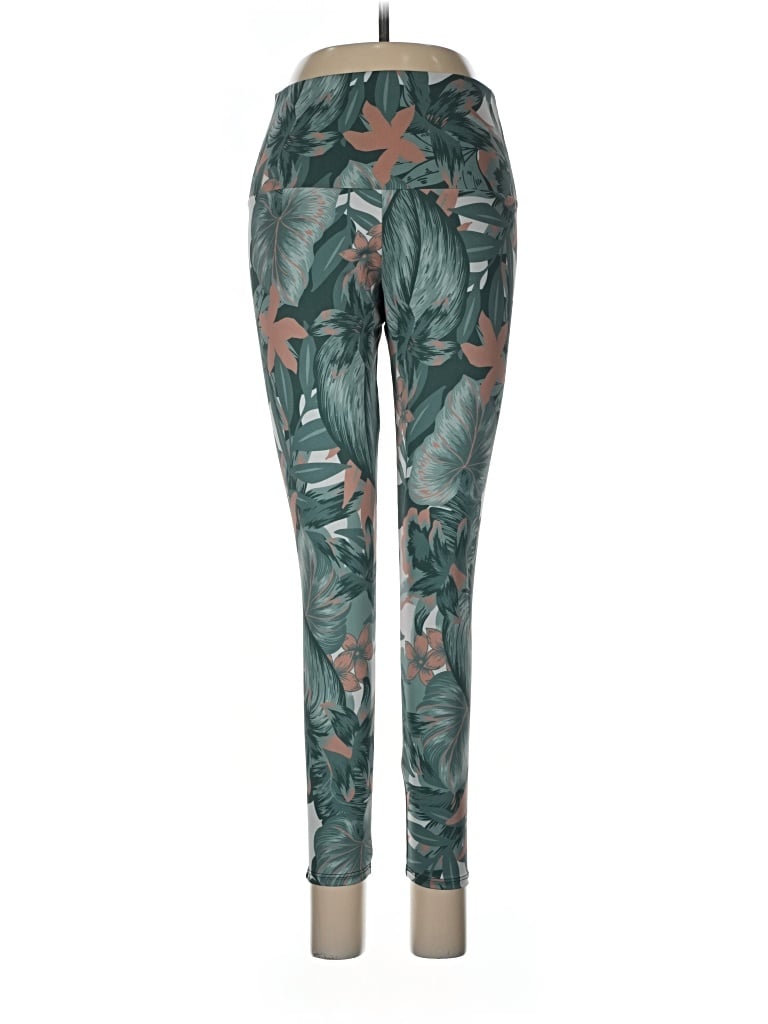 Pre-owned Onzie Casual Pants In Green