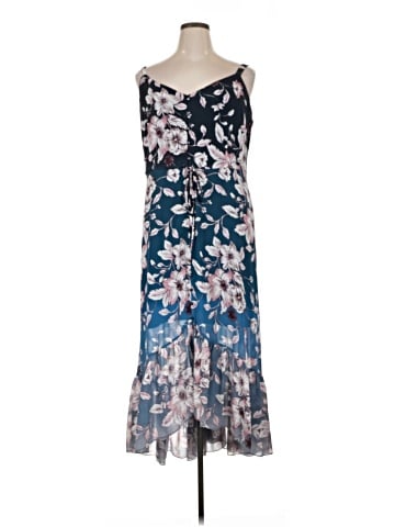 NANETTE Nanette Lepore Casual Dress (view 1)
