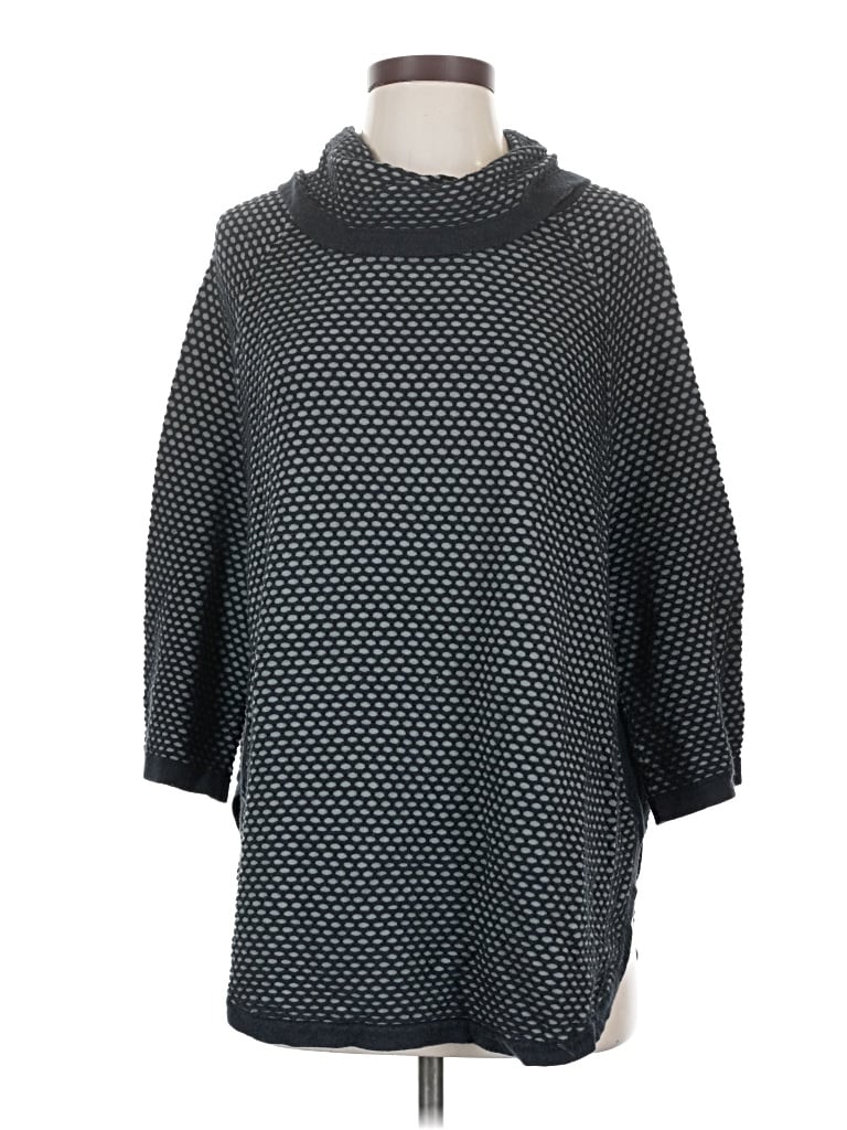 Pre-owned Aventura Poncho In Black