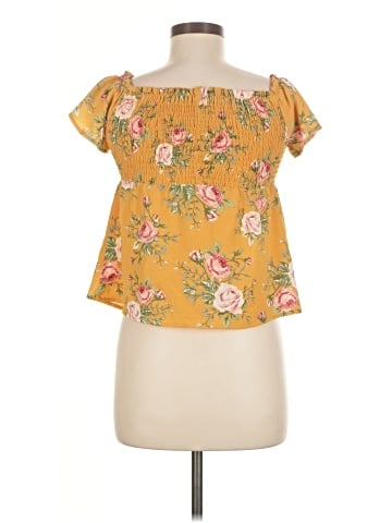 Monteau Short Sleeve Blouse (view 2)