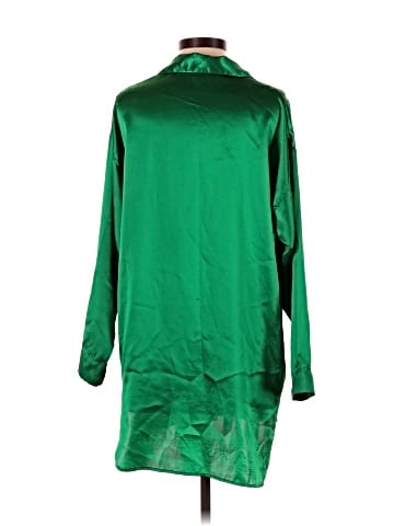 Victoria's Secret 3/4 Sleeve Blouse (view 2)