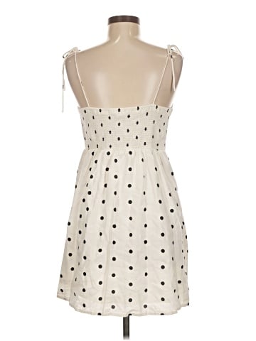 Old Navy Casual Dress (view 2)