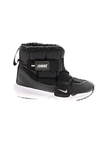Nike Boots (view 1)